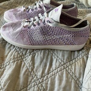 Nike Tennis Classic Flyknit Women's Lavender Knit Sneakers